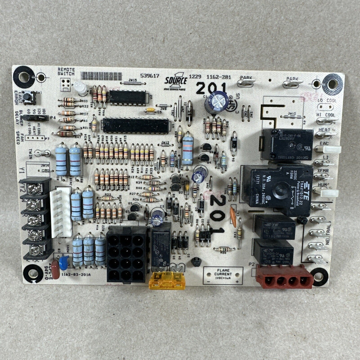 🔥🔥 York Coleman 1162-83-201A     1162-201 Control Circuit Board 539617 (D57)