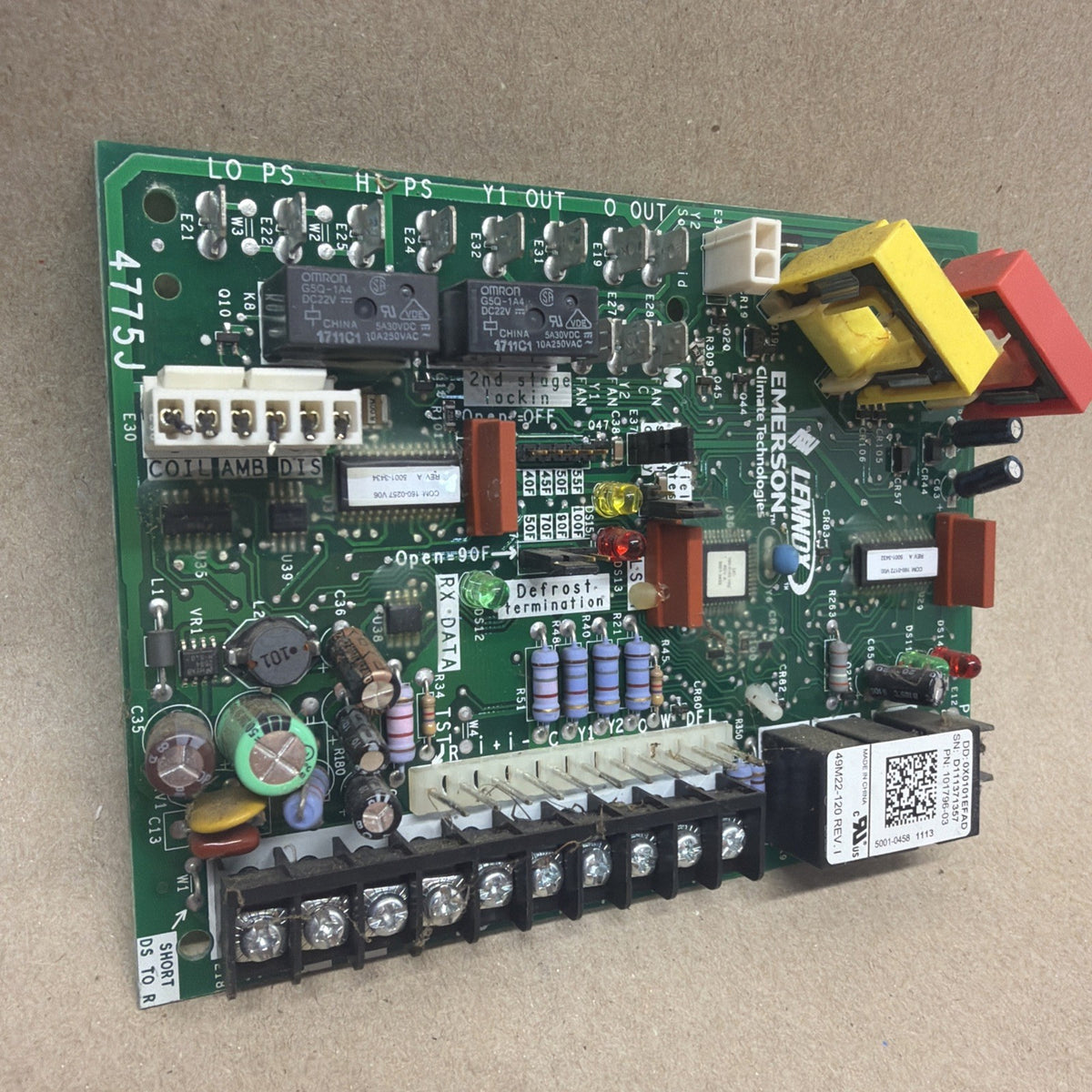 ✅ LENNNOX EMERSON 101796-03, 49M22-120, 0X0101EFAD, FURNACE CONTROL BOARD