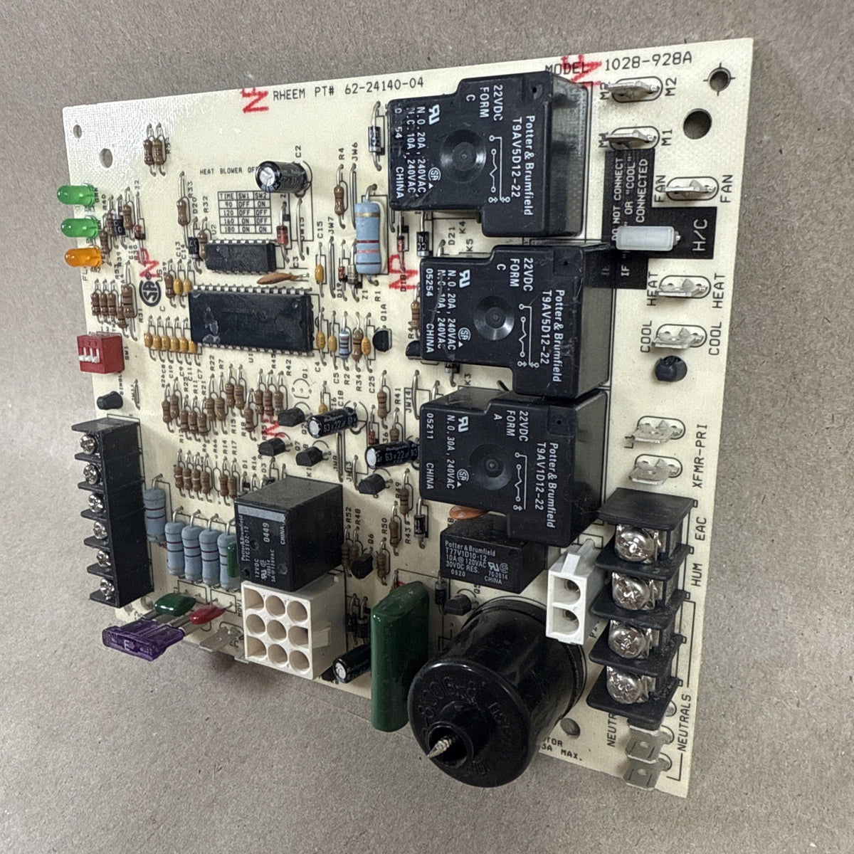 RHEEM RUDD 1028-83-9282B FURNACE CONTROL CIRCUIT BOARD 62-24140-04 1028-928 (F5)