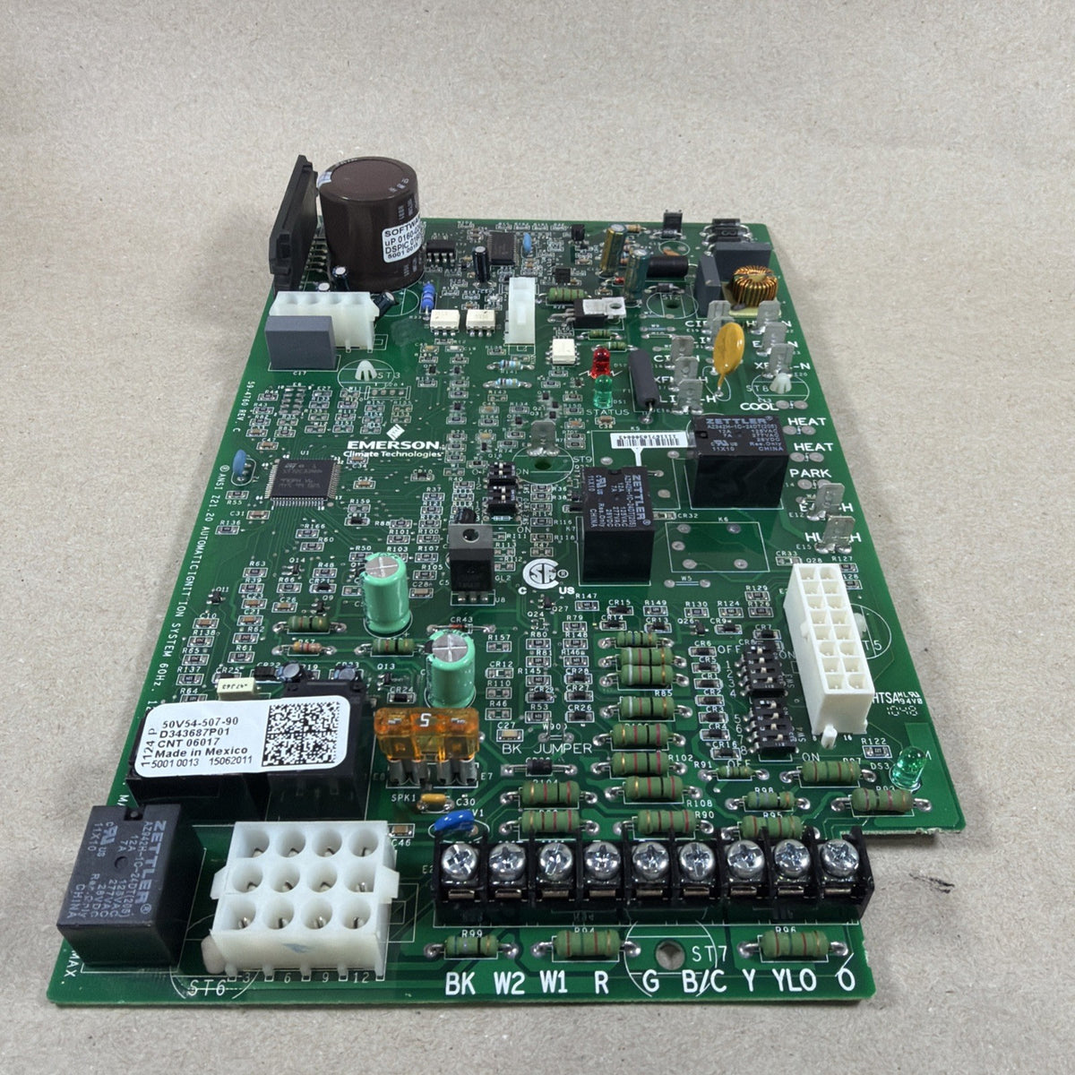 TESTED🔥 Emerson 50V54-507-90 Furnace Control Board D343687P01 CNT06017