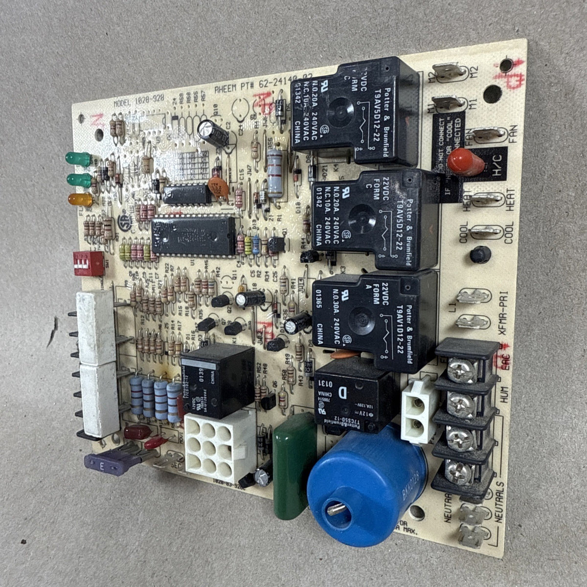 RHEEM RUDD 1028-83-928C FURNACE CONTROL CIRCUIT BOARD 62-24140-02 1028-928 (A6)