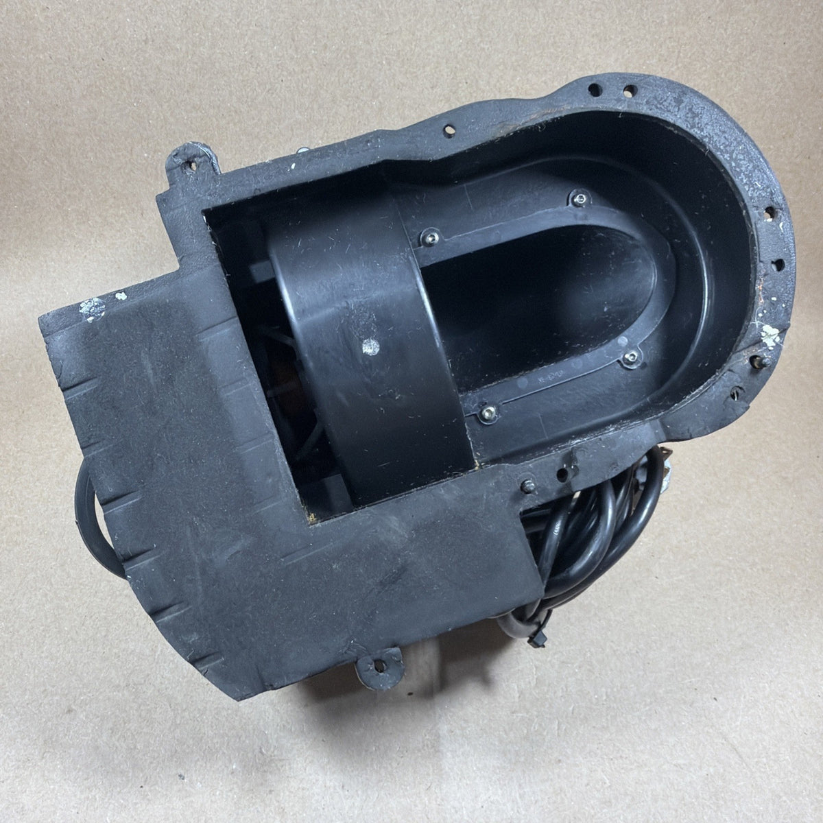 Bradford White 239-47387-00A Fasco 702112253 Water Heater Inducer Blower Motor