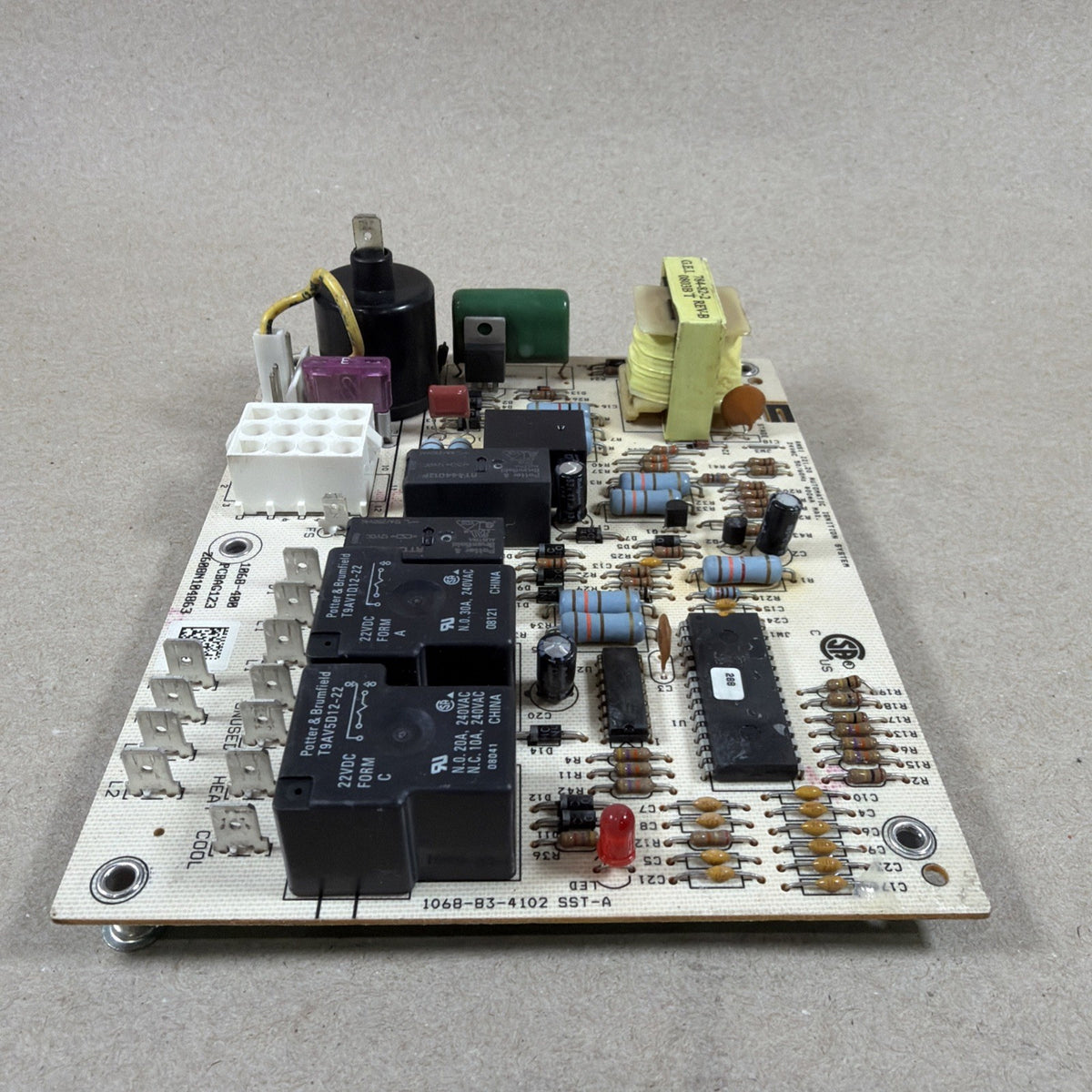 TESTED🔥🔥 Goodman-Honeywell 1068-83-4102 1068-400 PCBAG123 Control Board