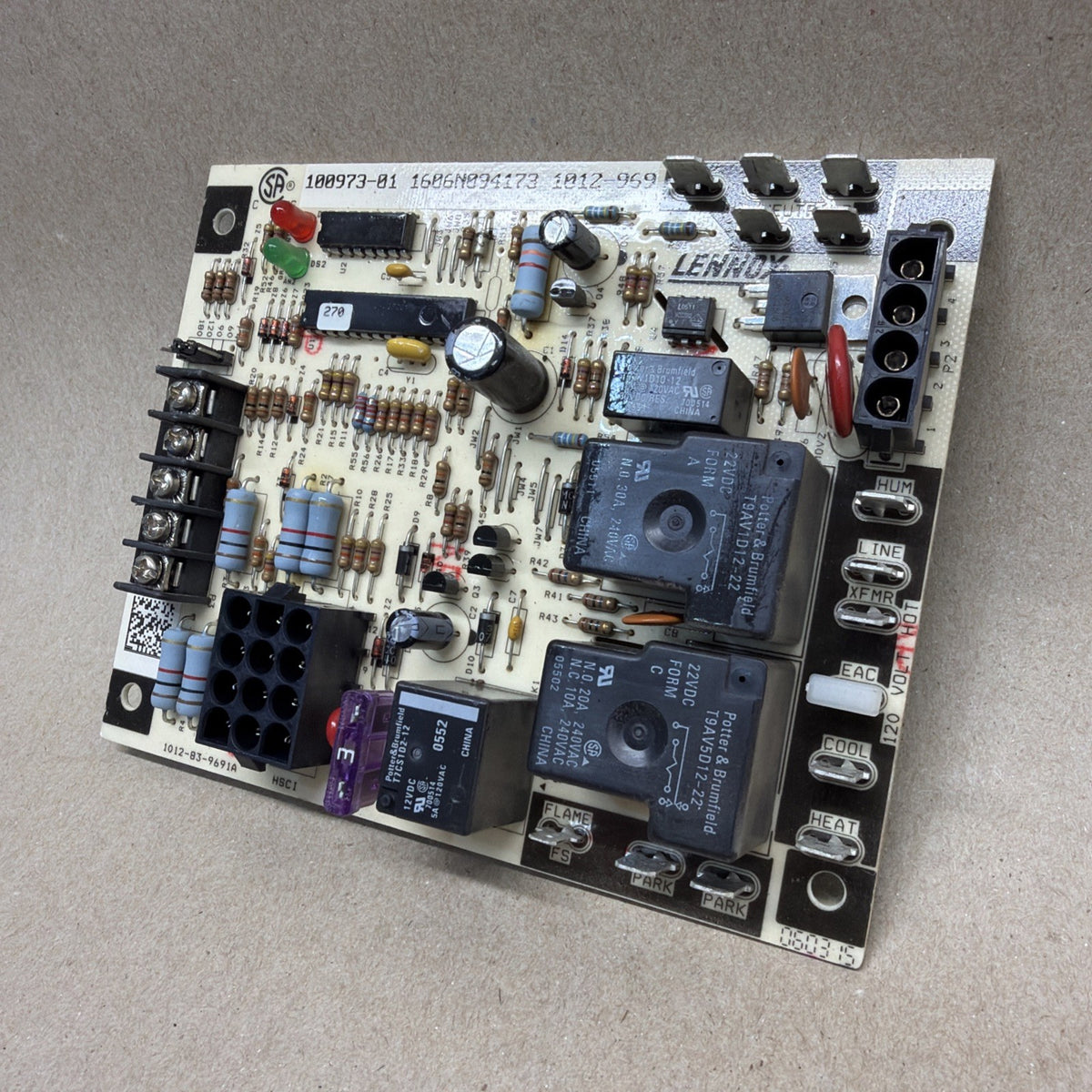 ✅ Furnace Control Circuit Board 1012-83-969 78M4701 Lennox.  1012-83-9691A