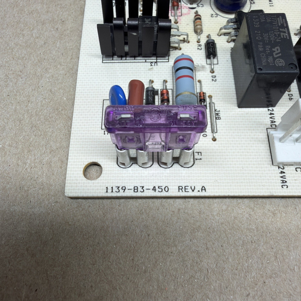TESTED✅ York indoor furnace control board 1139-83-450 1139-450. 817201