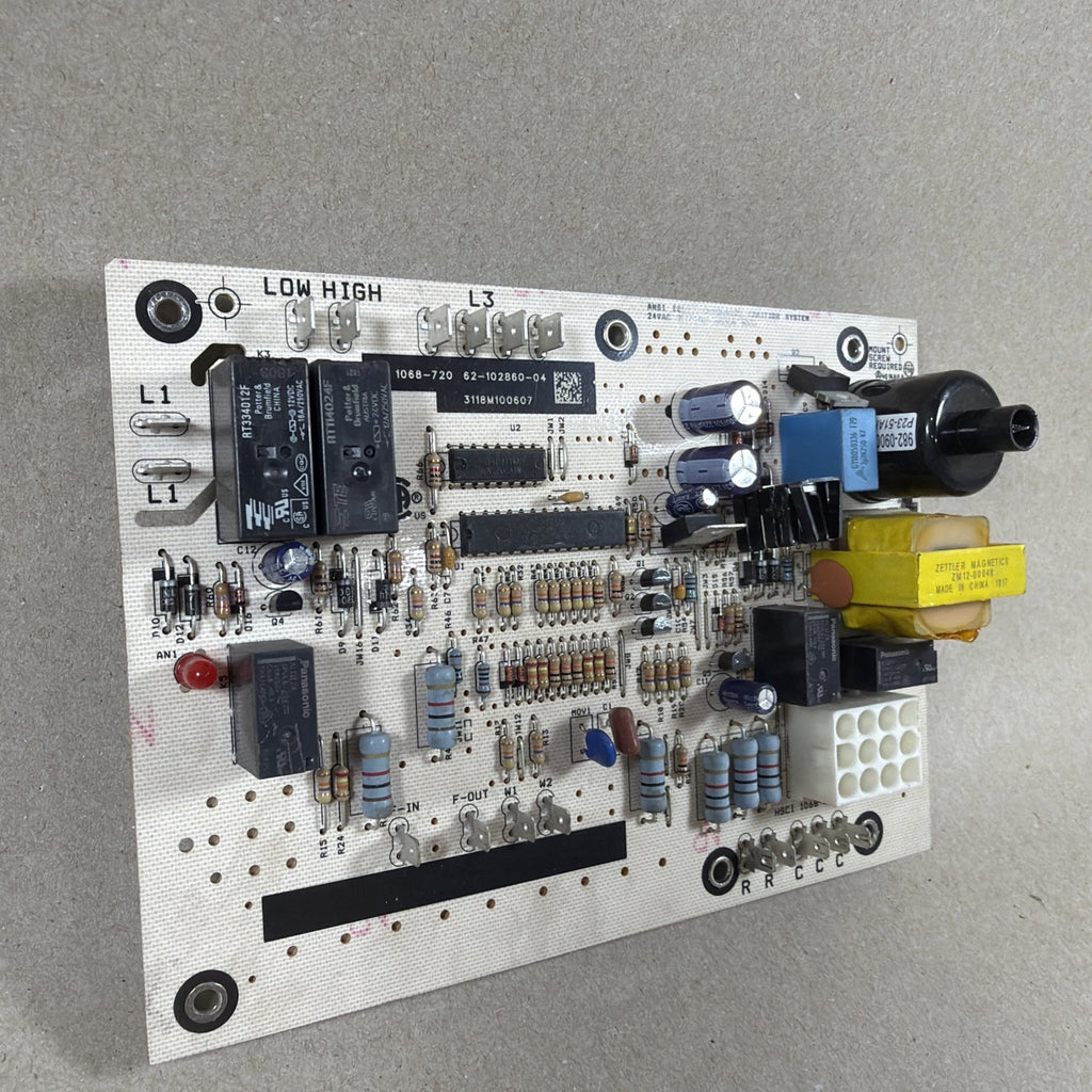 TESTED🔥🔥 Carrier Control Board 1068-83-721A 62-102860-04 1068-720 (H37)