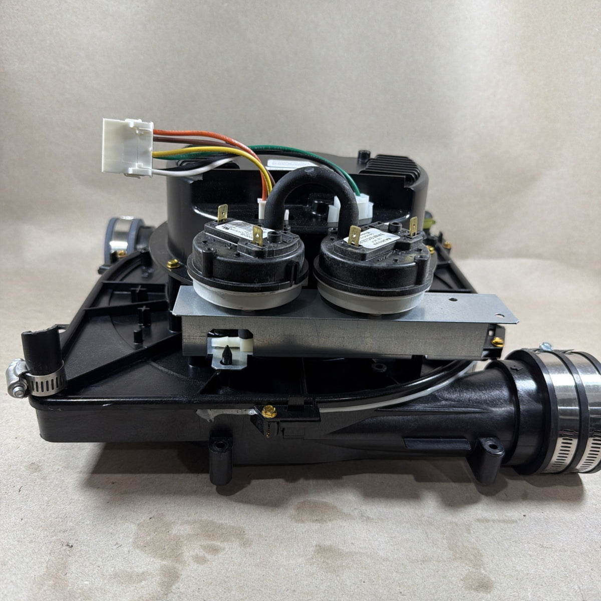TESTED🔥 OEM Carrier Inducer Motor HR46GH003 HC23CE116 81104165