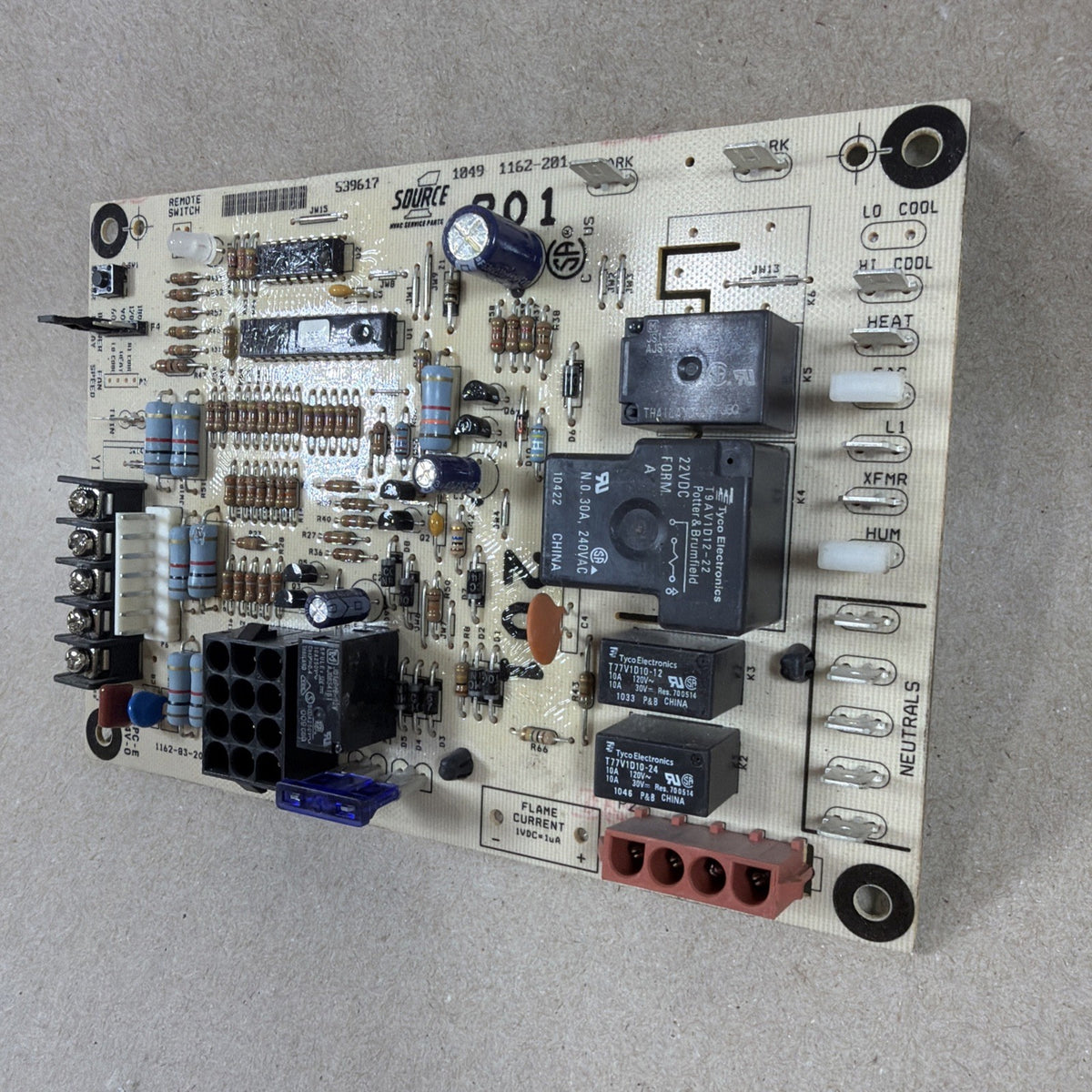 TESTED🔥 York Coleman 1162-83-201A     1162-201 Control Circuit Board 539617 C45