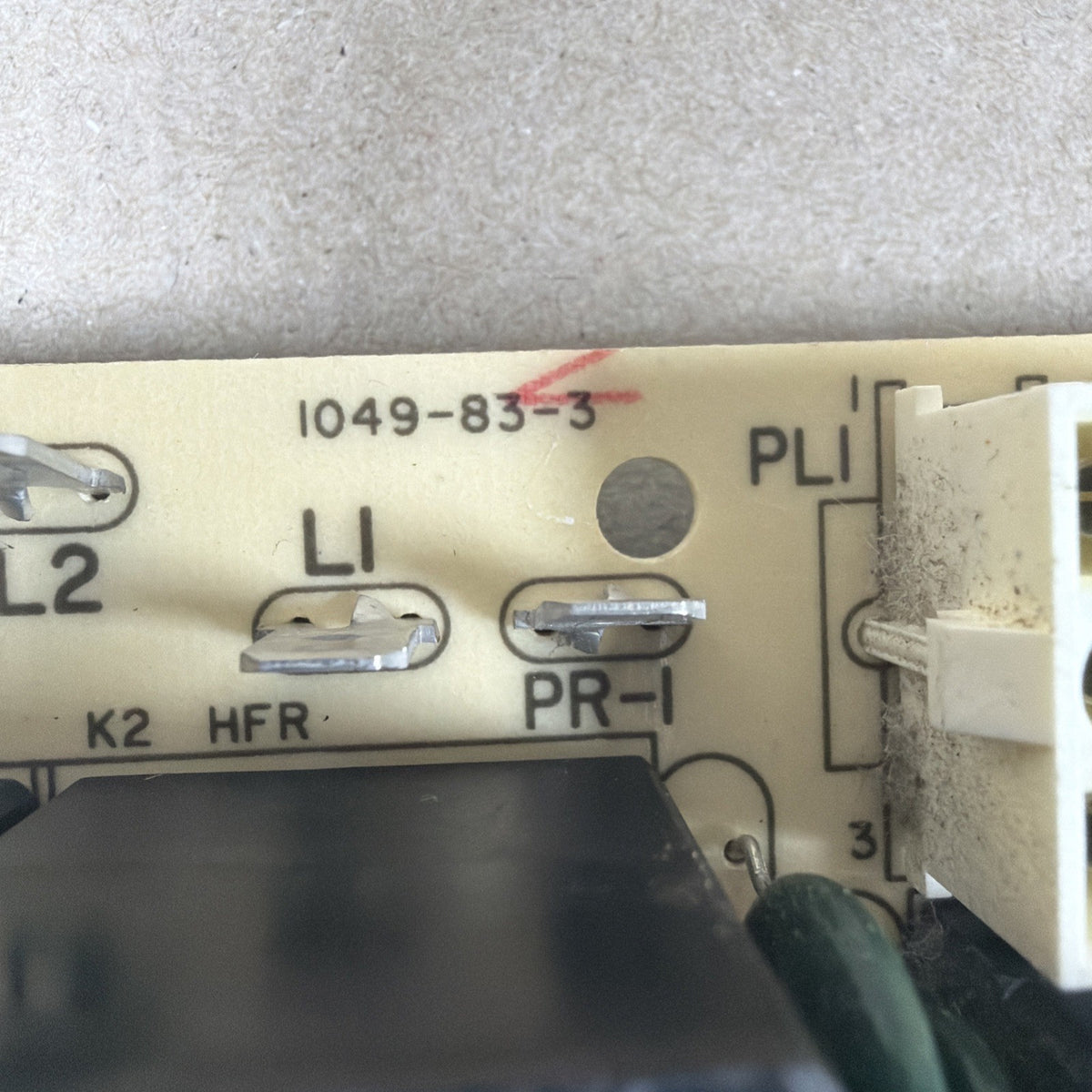🔥🔥. Carrier Furnace Control Circuit Board CES0II0074-00 1049-83-3 OEM (C11)