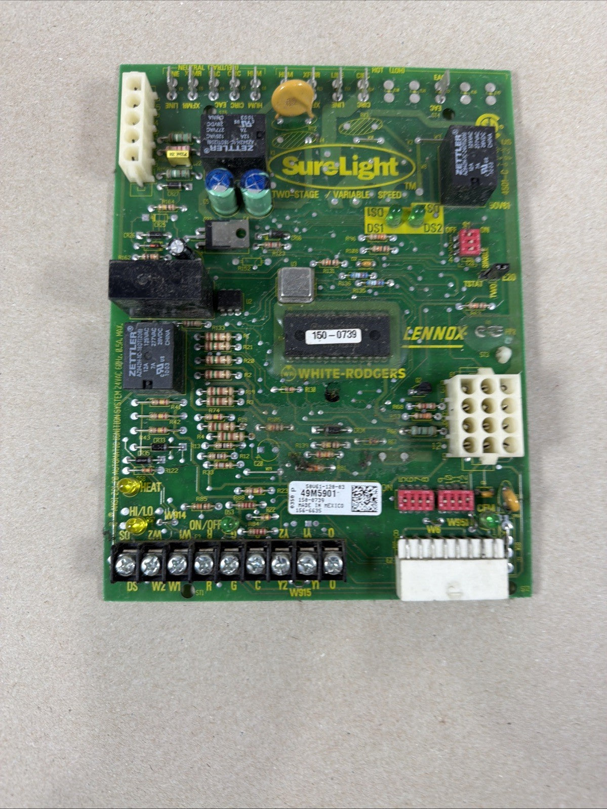 LENNOX WHITE RODGERS.  18M9901 FURNACE CIRCUIT BOARD 50V61-120-02  150-0739 (G3)