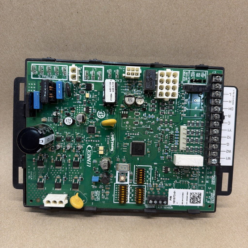 🔥🔥 LENNOX Furnace Control Circuit Board Surelight 101573-01 S9240F1004