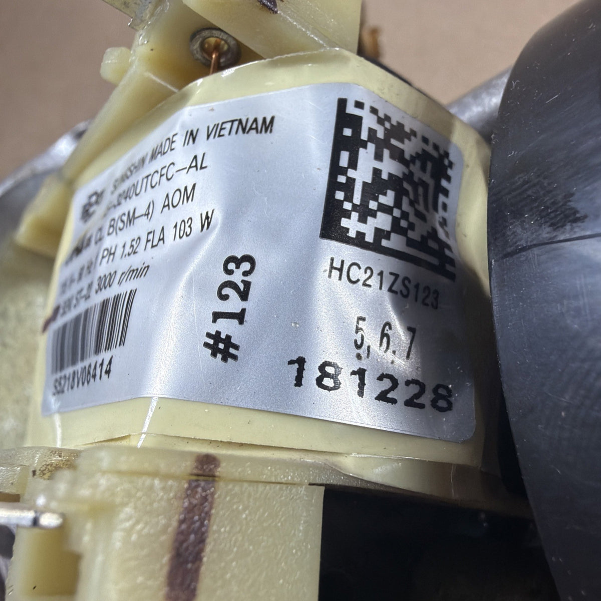 Furnace Inducer Blower Motor CARRIER HC21ZS123 Sungshin IS-3240UTCFC-AL