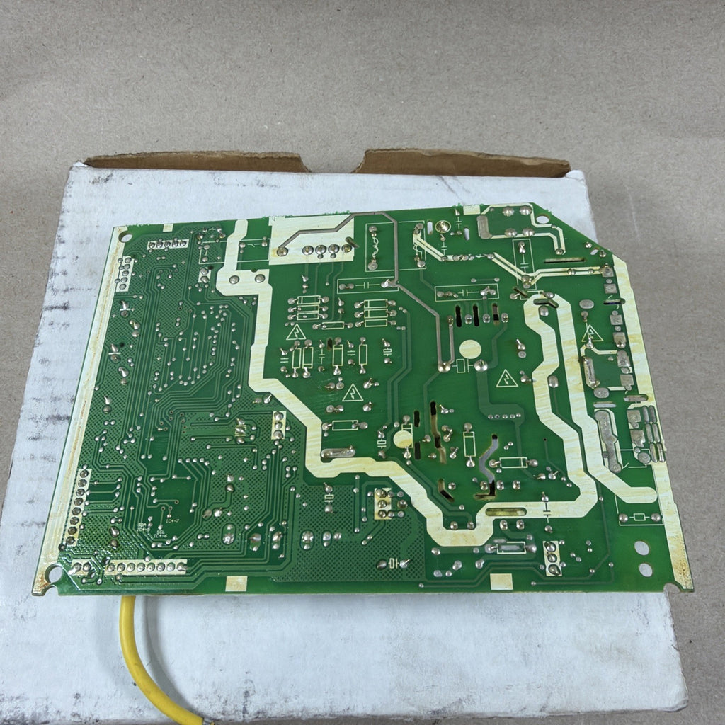 NEW🔥 Lennox 17122000A22622 Main Control Board Cat #  Y9506