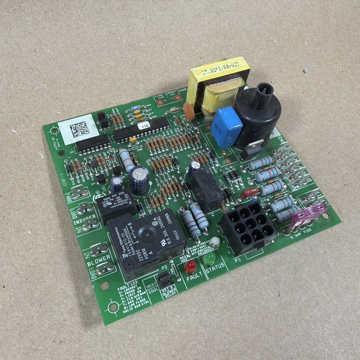 🔥🔥 Trane American Standard D674711P01 Furnace Control Board 1068-83-1101
