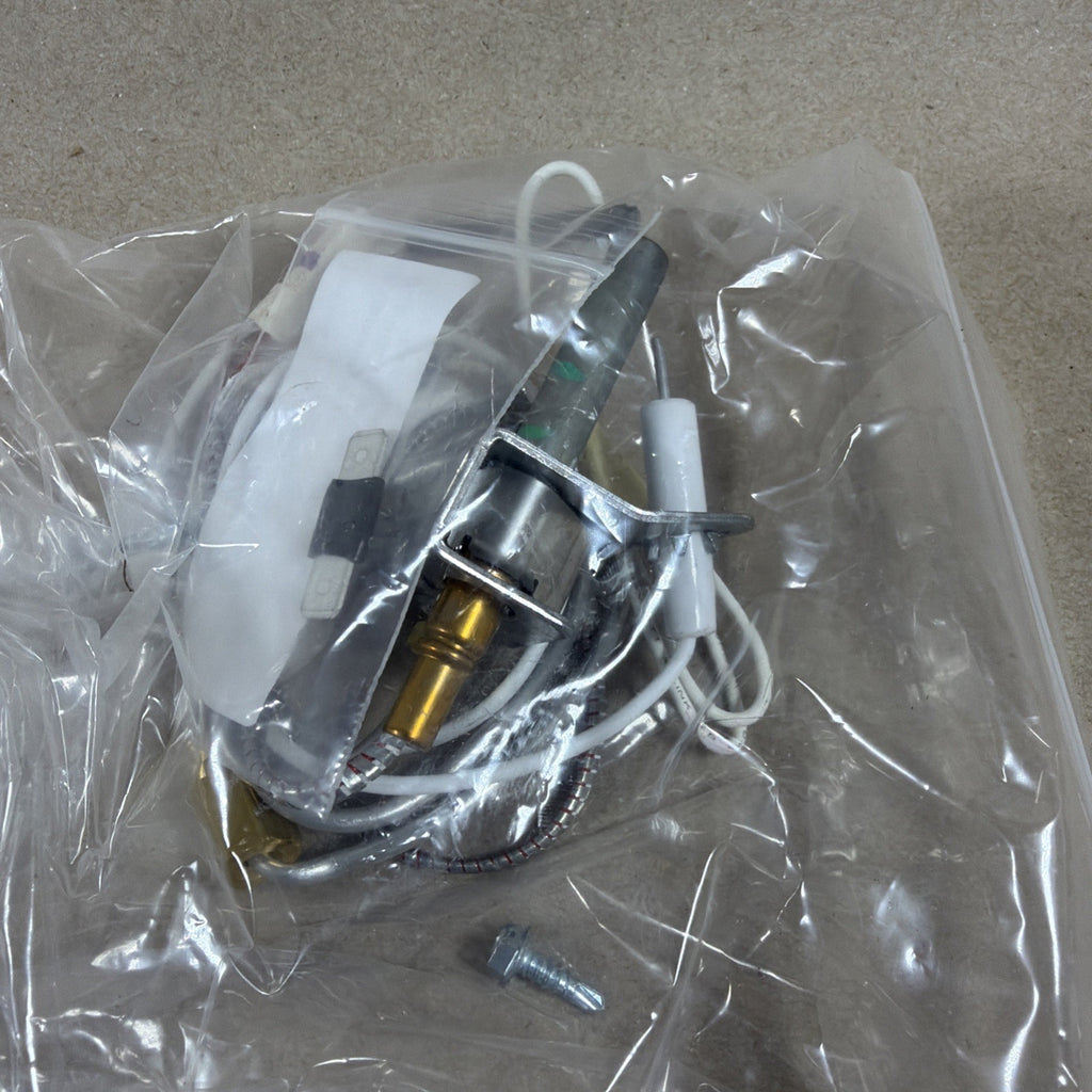 415-52907-01 | 239-47463-01 | Bradford White Gas Valve & Pilot Kit WV8840A1007