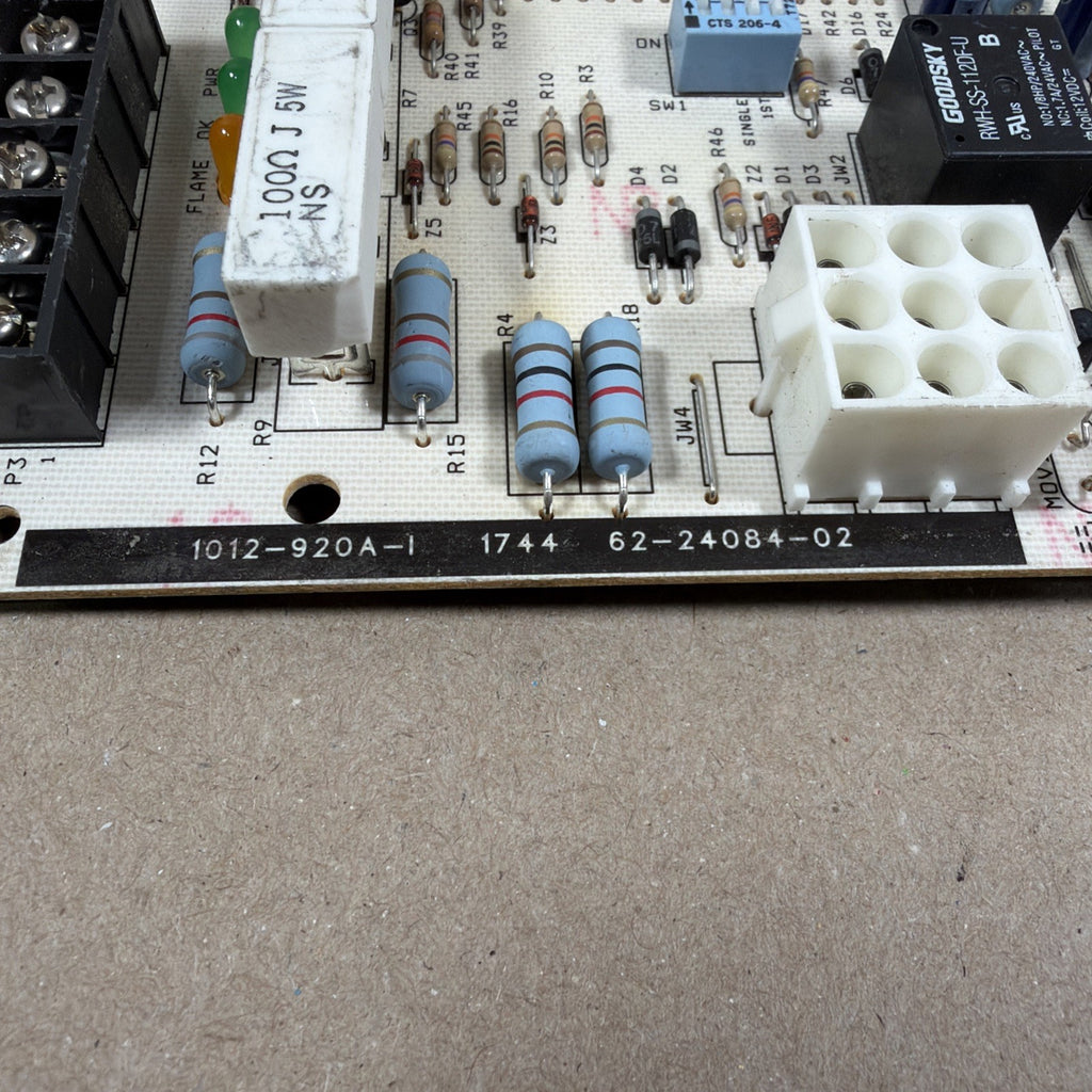 TESTED🔥 1012-920A-1   62-24084-02    1012-83-9205A HVAC Circuit Board