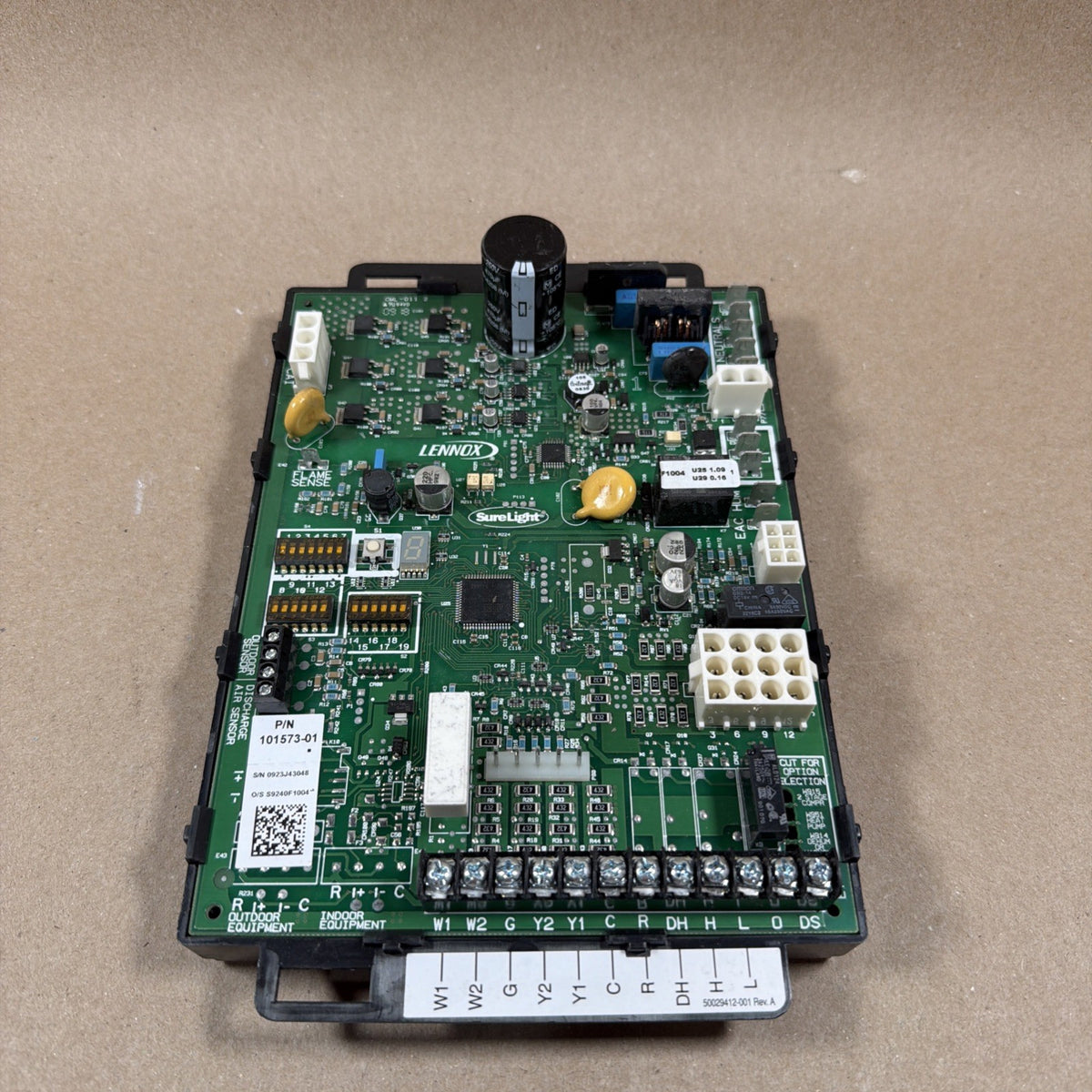 🔥🔥 LENNOX Furnace Control Circuit Board Surelight 101573-01 S9240F1004