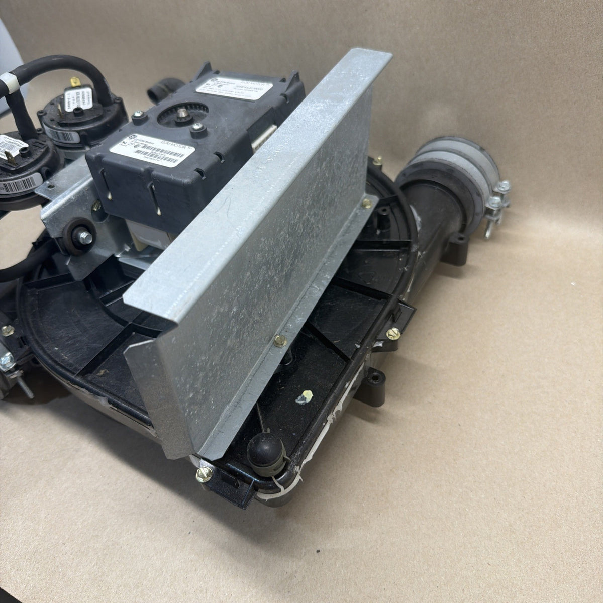 TESTED🔥 Carrier 5SME44JG2006D HC23CE116 PHC23CE116 Draft Inducer Assembly