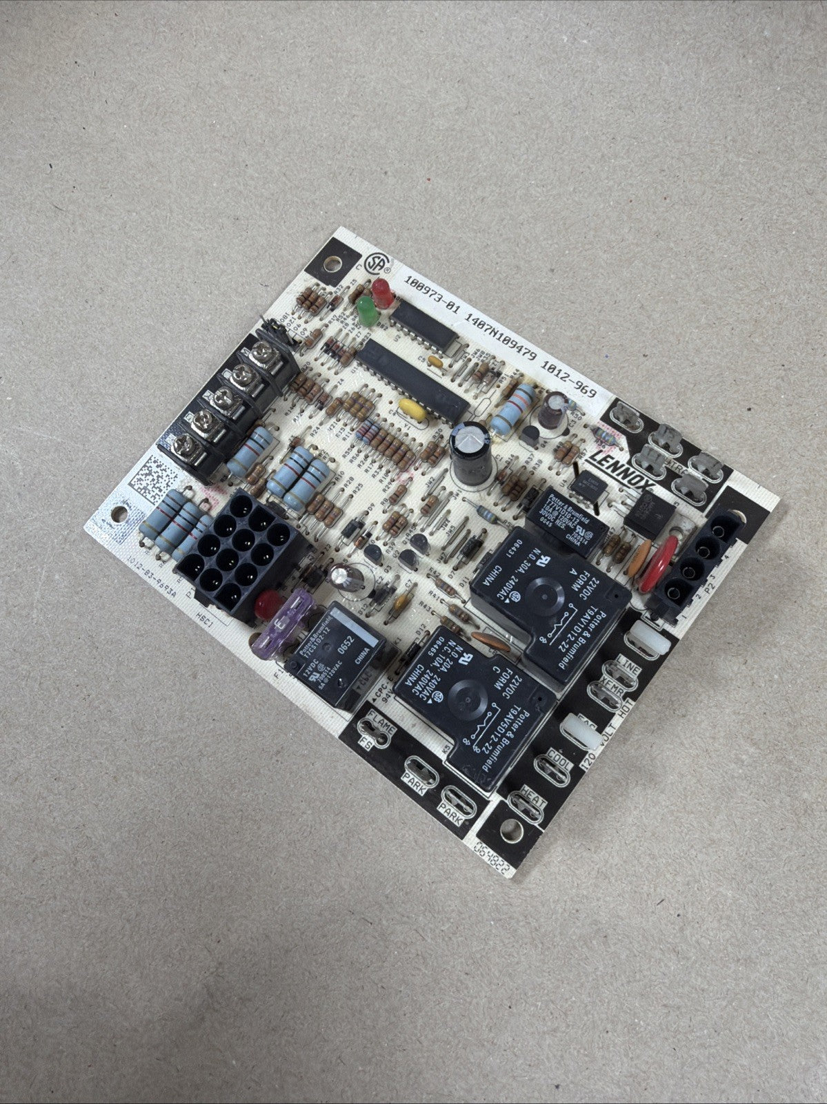 TESTED🔥. LENNOX 1012-83-9693A FURNACE CONTROL BOARD 100973-01.  1012-969