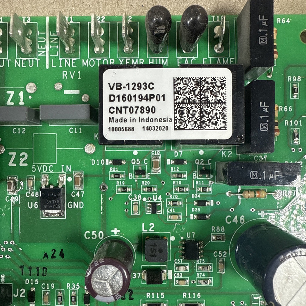 Source 1 CNT07890 Furnace Control Circuit Board VB-1293C D160194P01.  (F10)
