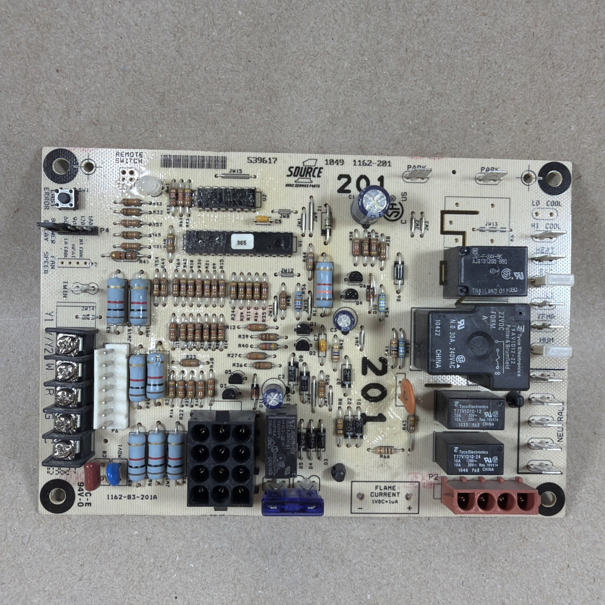 TESTED🔥 York Coleman 1162-83-201A     1162-201 Control Circuit Board 539617 C45