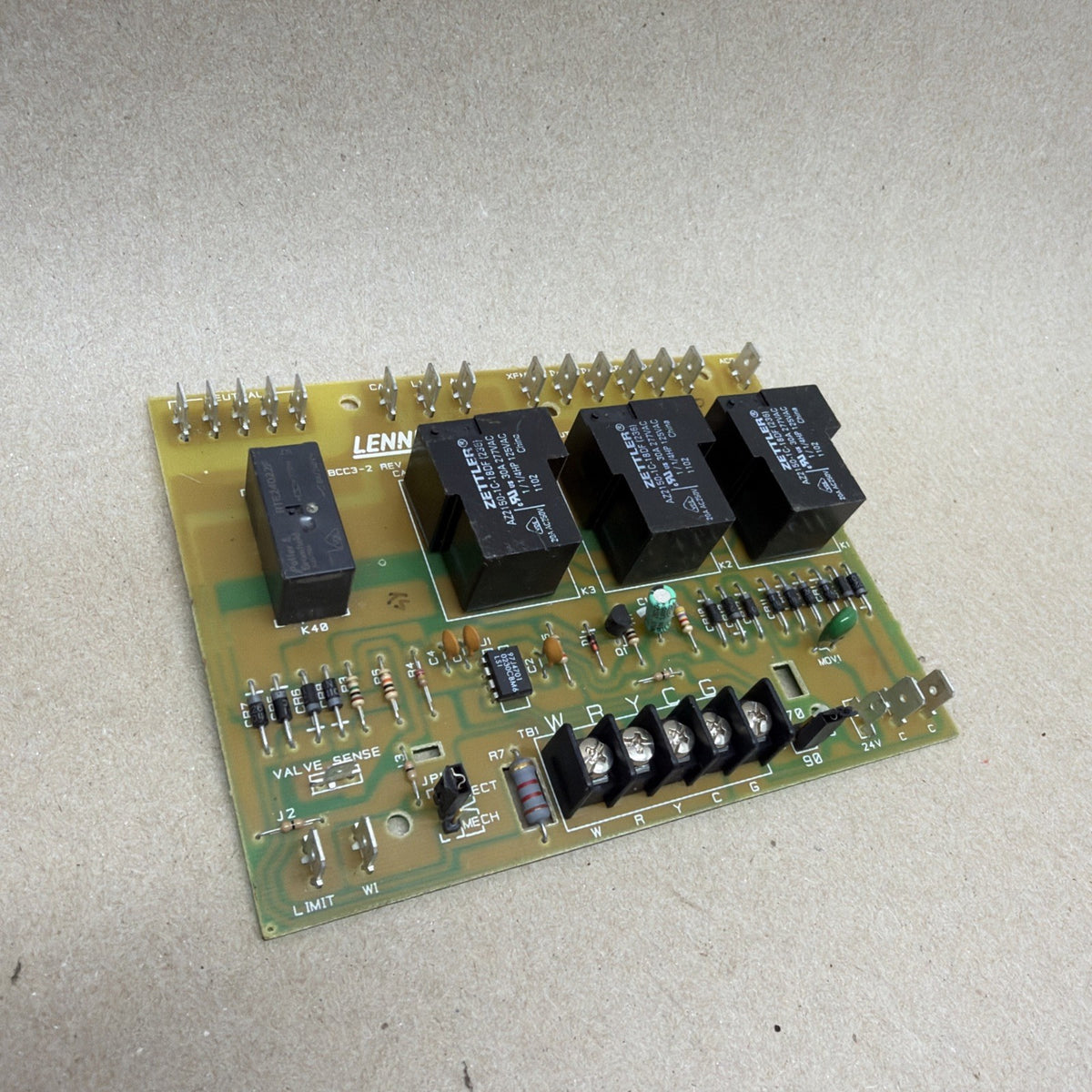 LENNOX BCC3-2 REV B LB-90676 Furnace Control Circuit Board 65K29
