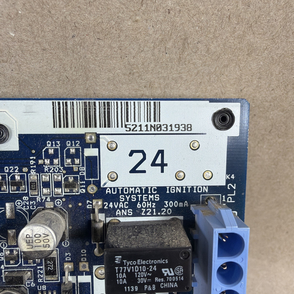 CEBD430988-05-RA HK42FZ044 CEPL130988-20-B OEM control board Carrier Furnace B26