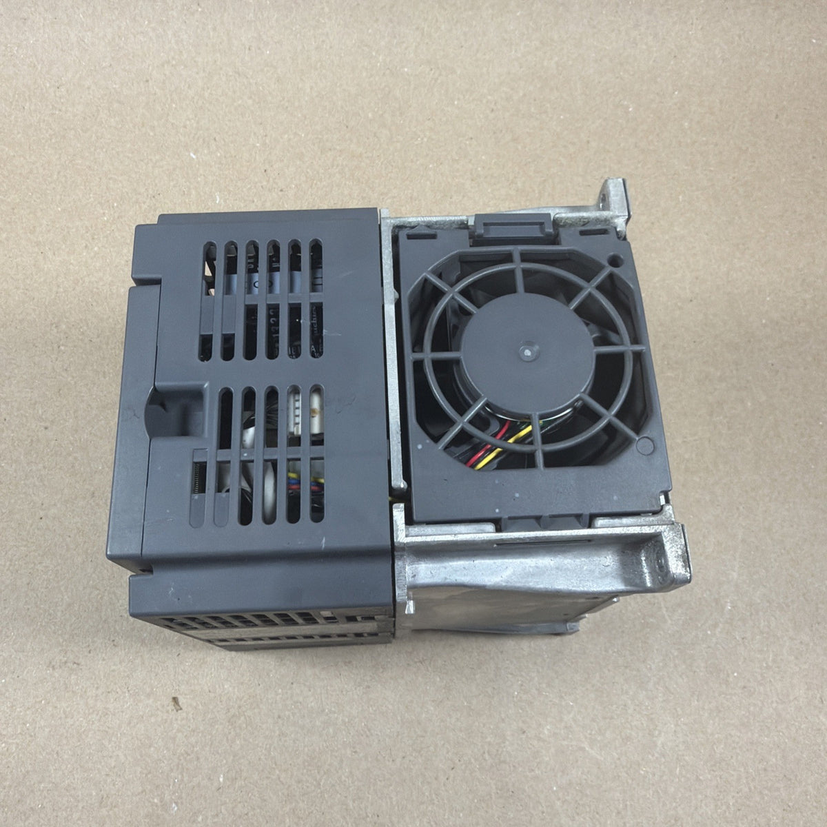 TESTED🔥 Mitsubishi FR-D720-100-NA Inverter VFD Drive 2.2kW 3HP 3-Phase