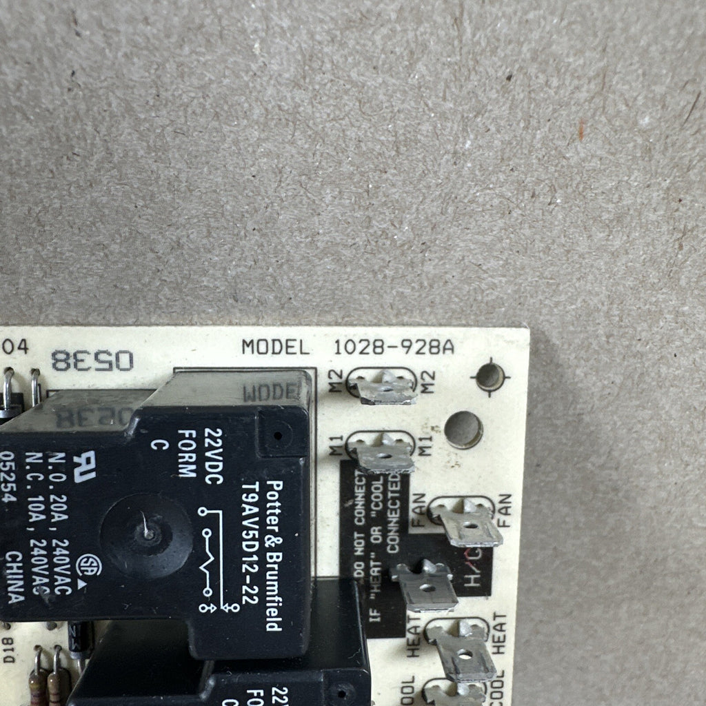 RHEEM RUDD 1028-83-9282B FURNACE CONTROL CIRCUIT BOARD 62-24140-04 1028-928 (I90