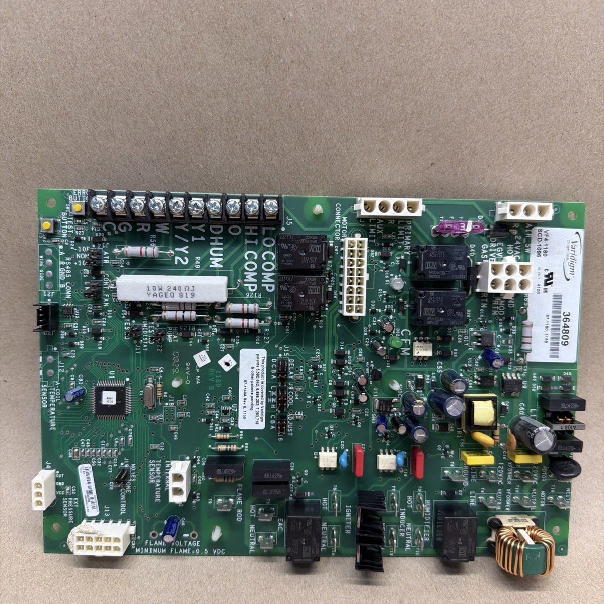 TESTED🔥 York Luxaire VARIDIGM 364809 Control Circuit Board SCD-1096 VF4-1180