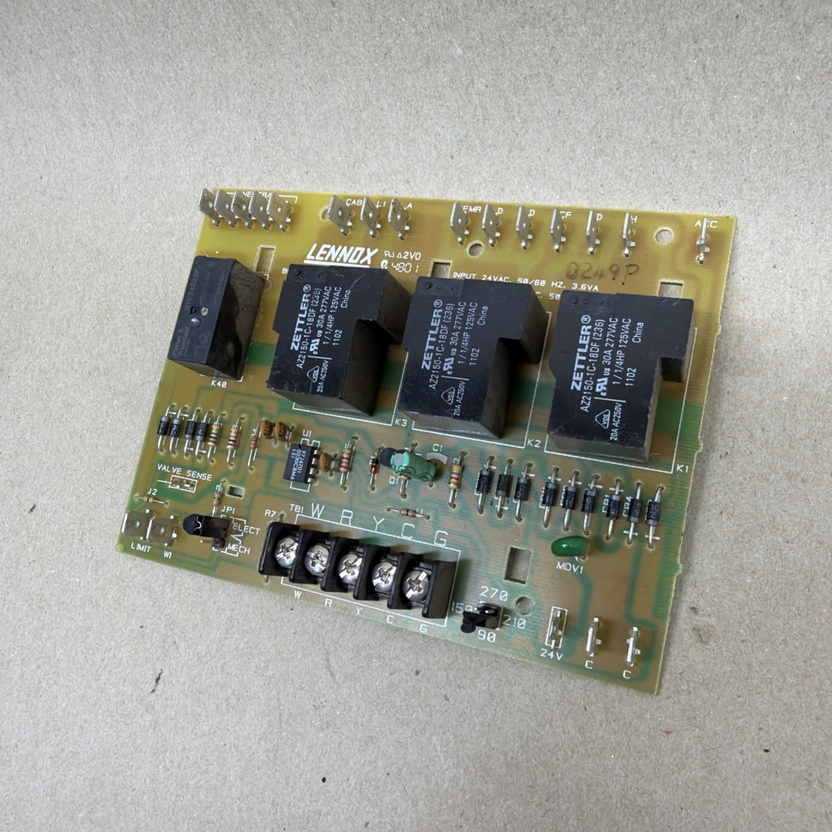 LENNOX BCC3-2 REV B LB-90676 Furnace Control Circuit Board 65K29