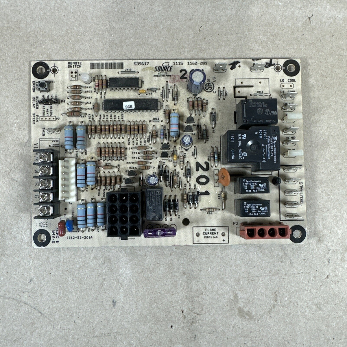 TESTED✅  York Coleman 1162-83-201A  1162-201 Control Circuit Board 539617