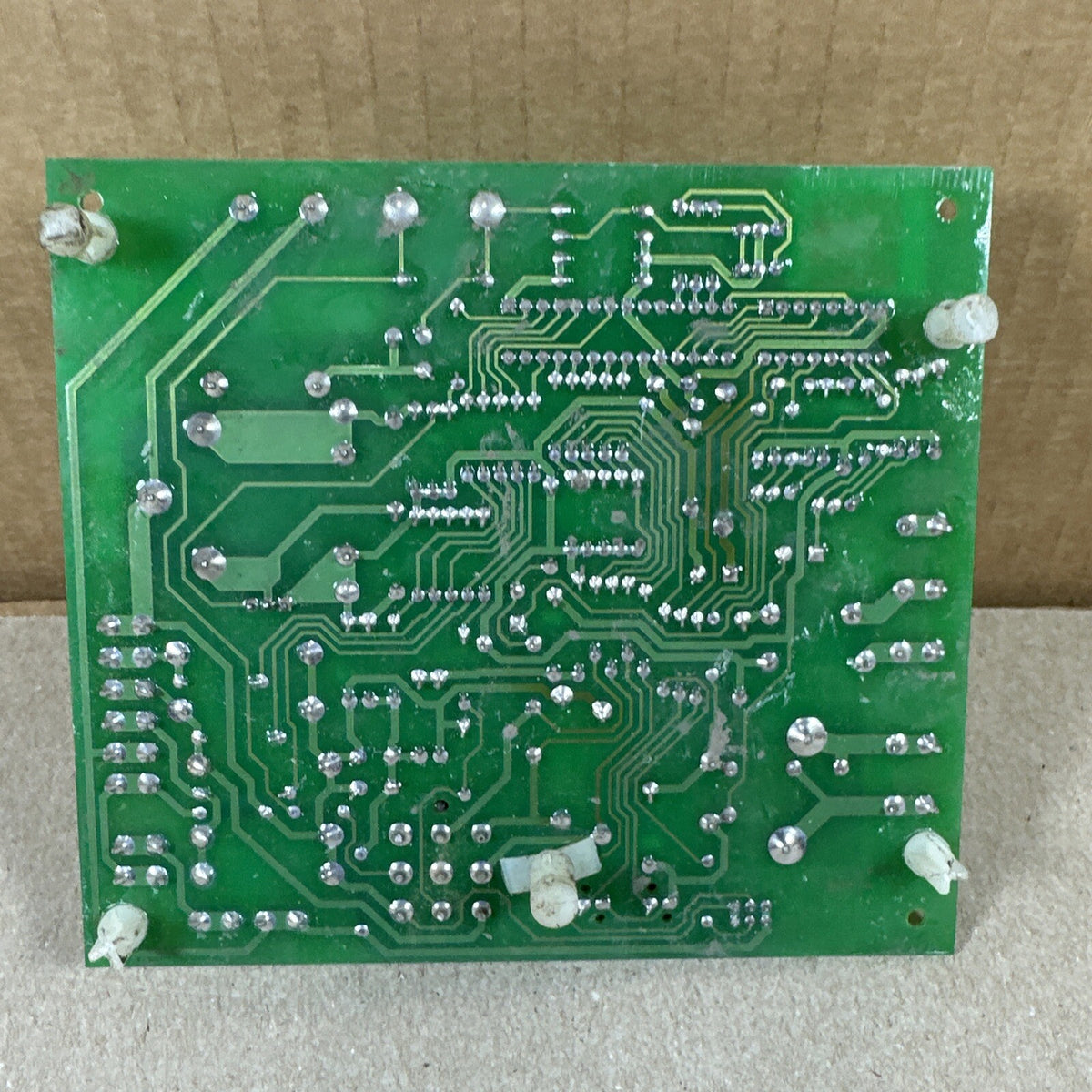 Trane American Standard D674712P01 Furnace Control Board 1068-83-1101.  (B403)