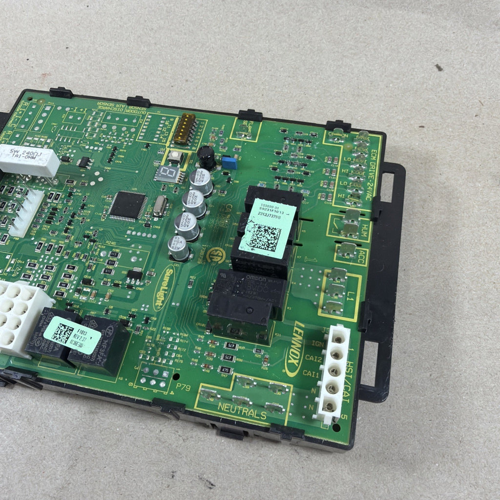 TESTED🔥 LENNOX S9231F1013 Furnace Control Circuit Board SureLight 103699-01