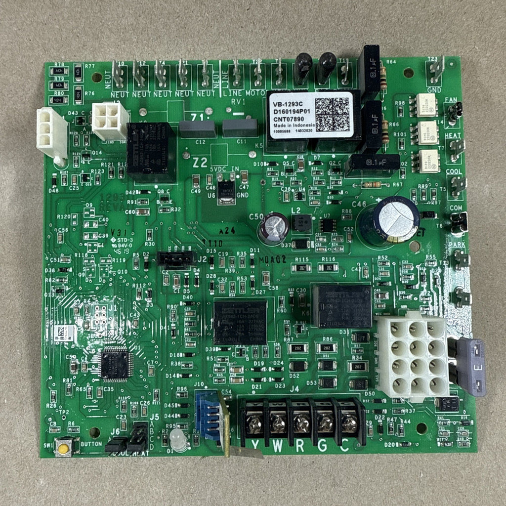 Source 1 CNT07890 Furnace Control Circuit Board VB-1293C D160194P01.  (F10)