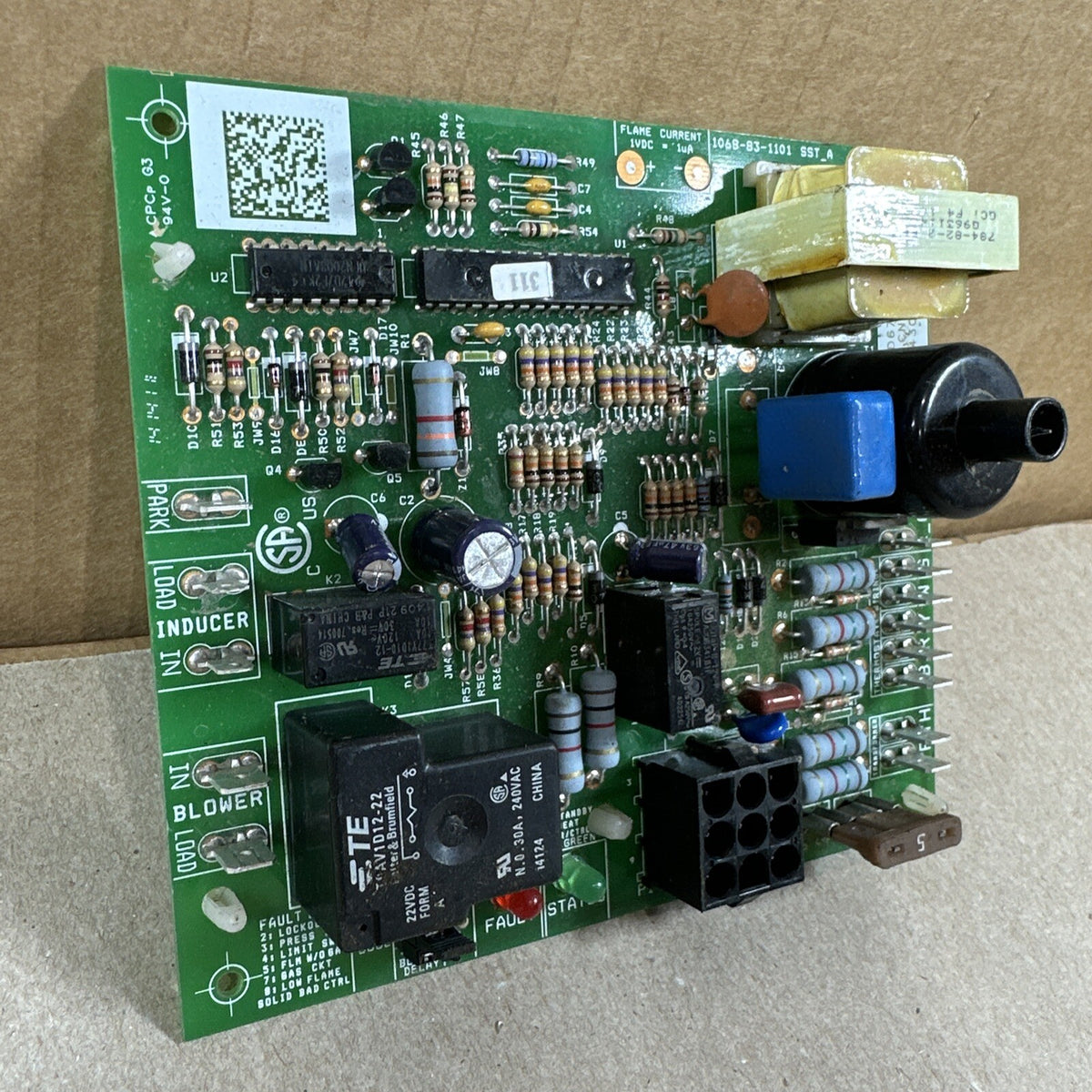 Trane American Standard D674712P01 Furnace Control Board 1068-83-1101.  (B403)