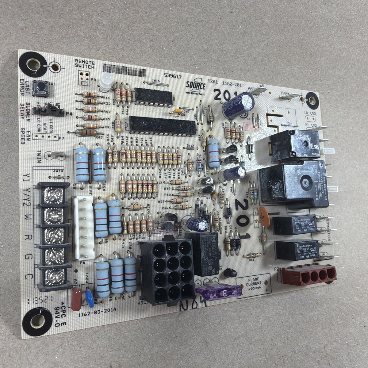 🔥🔥. York Coleman 1162-83-201A     1162-201 Control Circuit Board 539617 (D49)