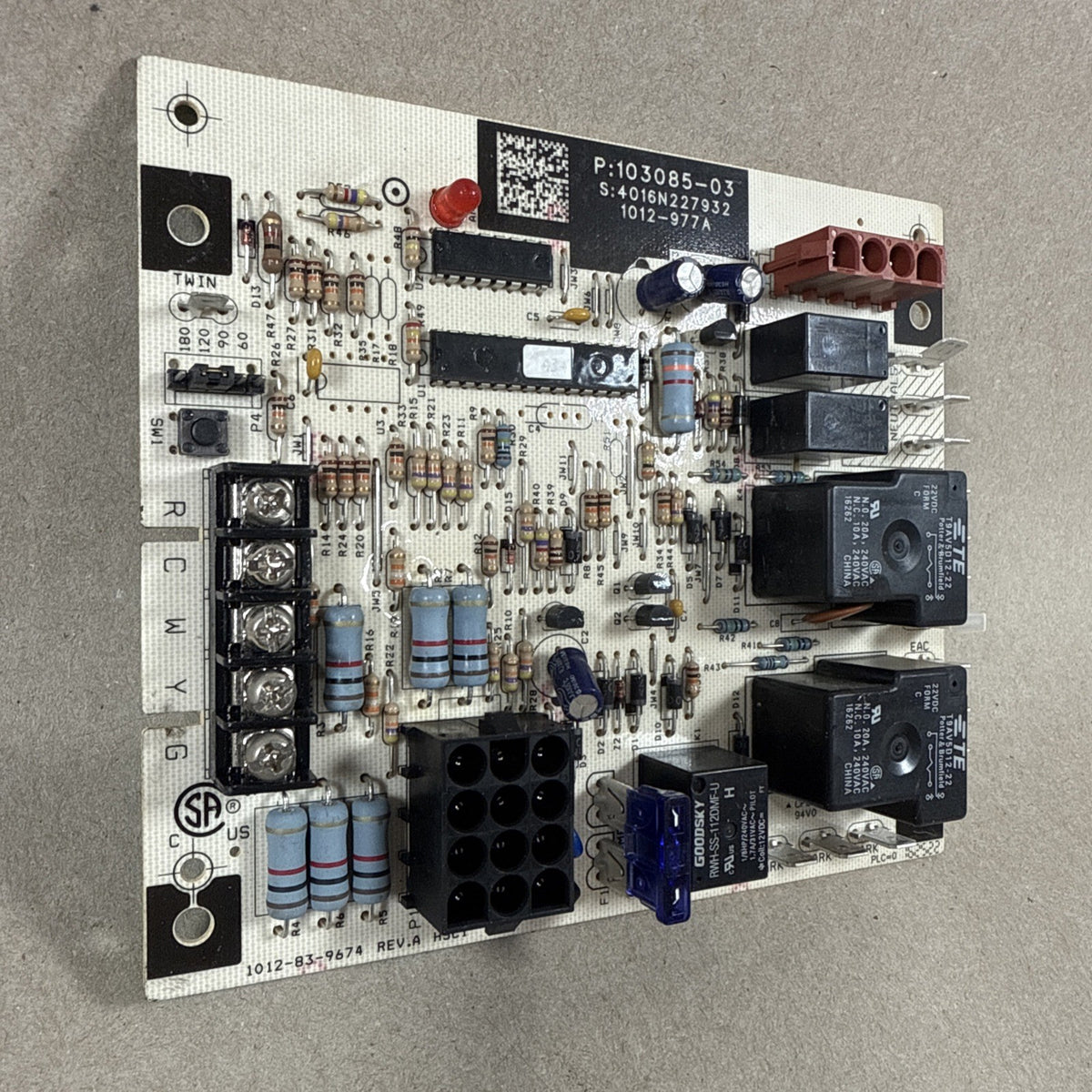 🔥 1012-83-9674 Honeywell Lennox PN 103085-03 Furnace Control Circuit Board (X