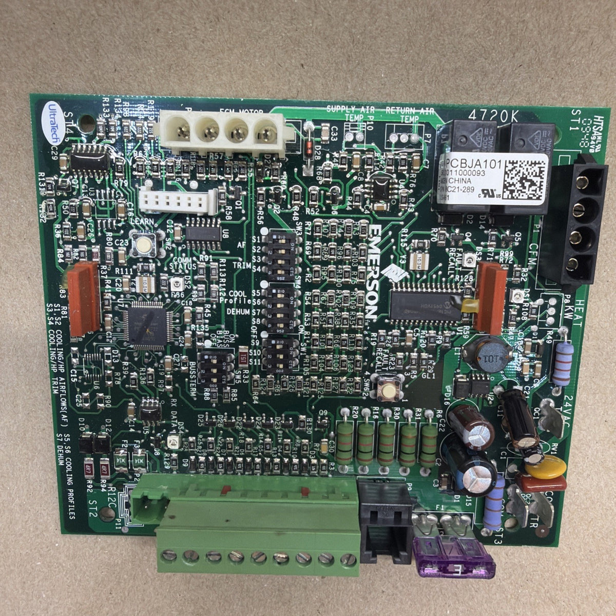 ✅. Goodman PCBJA101 Air Handler Control Board 48C21-289  Version V02 AB1