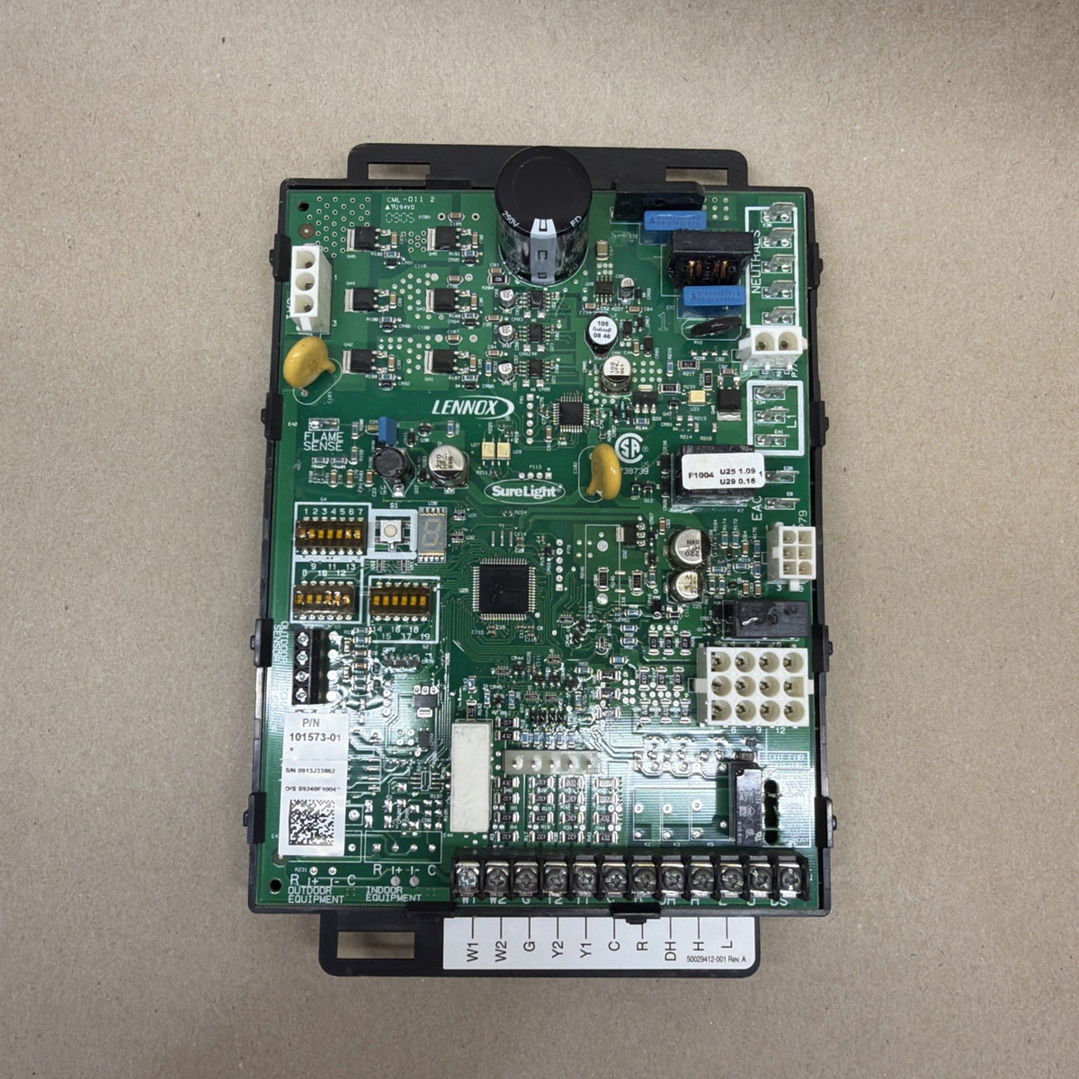 🔥🔥 LENNOX Furnace Control Circuit Board Surelight 101573-01 S9240F1004