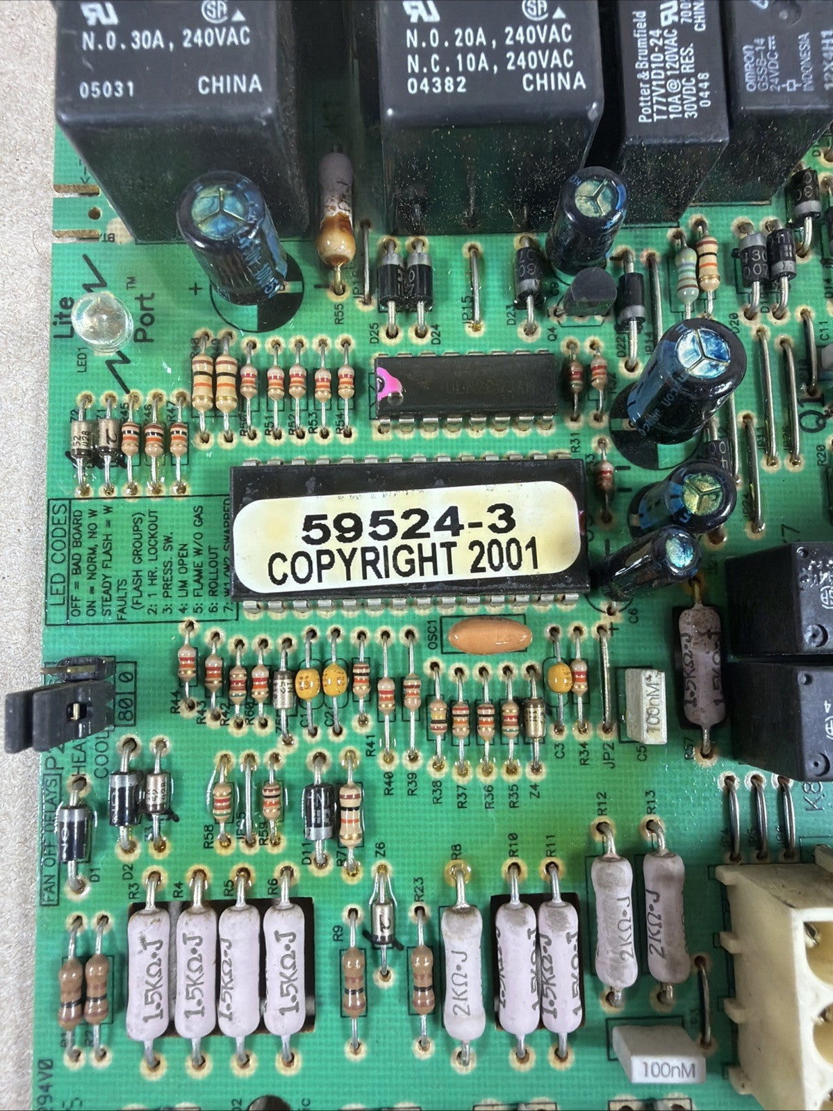 CNT03458 / 59612-1  / X13650875010   Control Circuit Board HVAC.  59524-3 (N22)