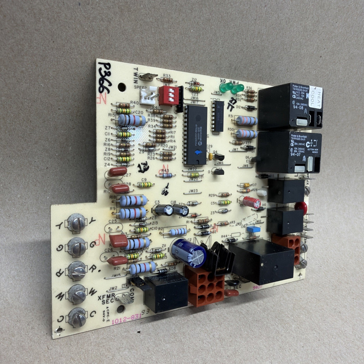 ✅ Rheem Ruud Weather King 1012-83-831 Furnace Control Circuit Board 62-22694-11
