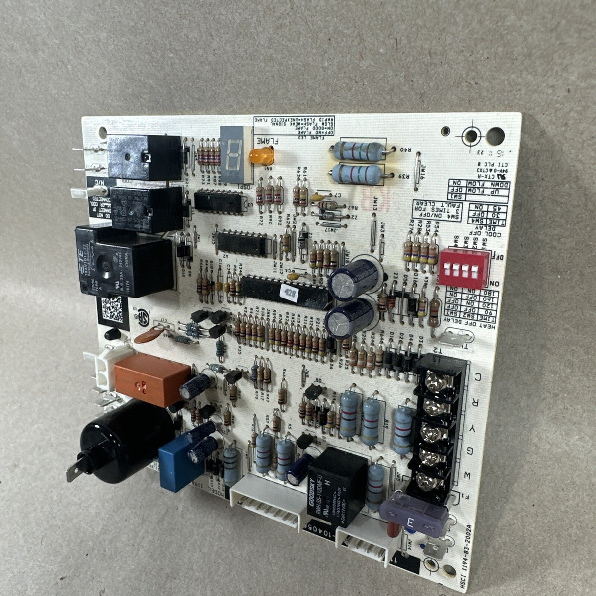 1194-83-2002A 1194-200 62-104058-02 Rheem furnace OEM control Board. (L267)
