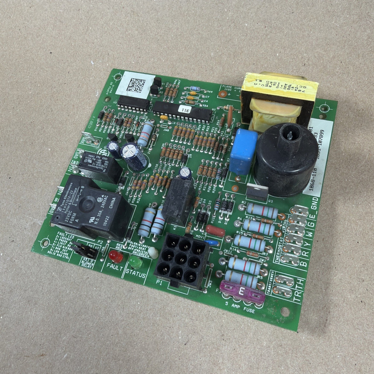 🔥🔥 Trane American Standard D674711P01 Furnace Control Board 1068-83-1101