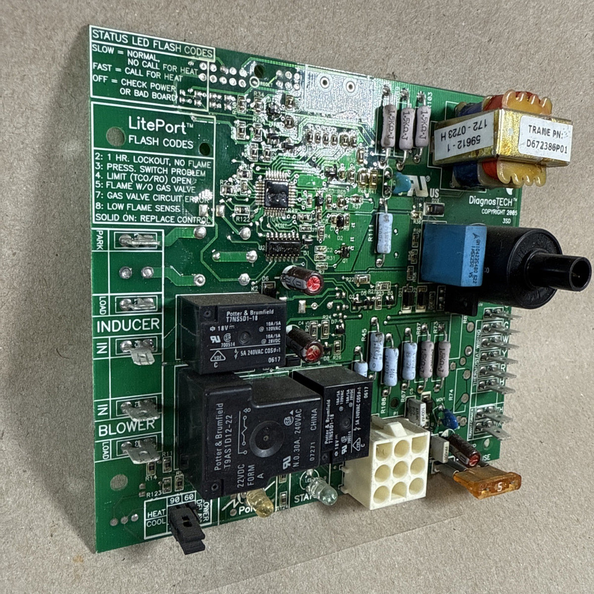 TESTED🔥🔥  TRANE D672386P01 Furnace Control Circuit Board