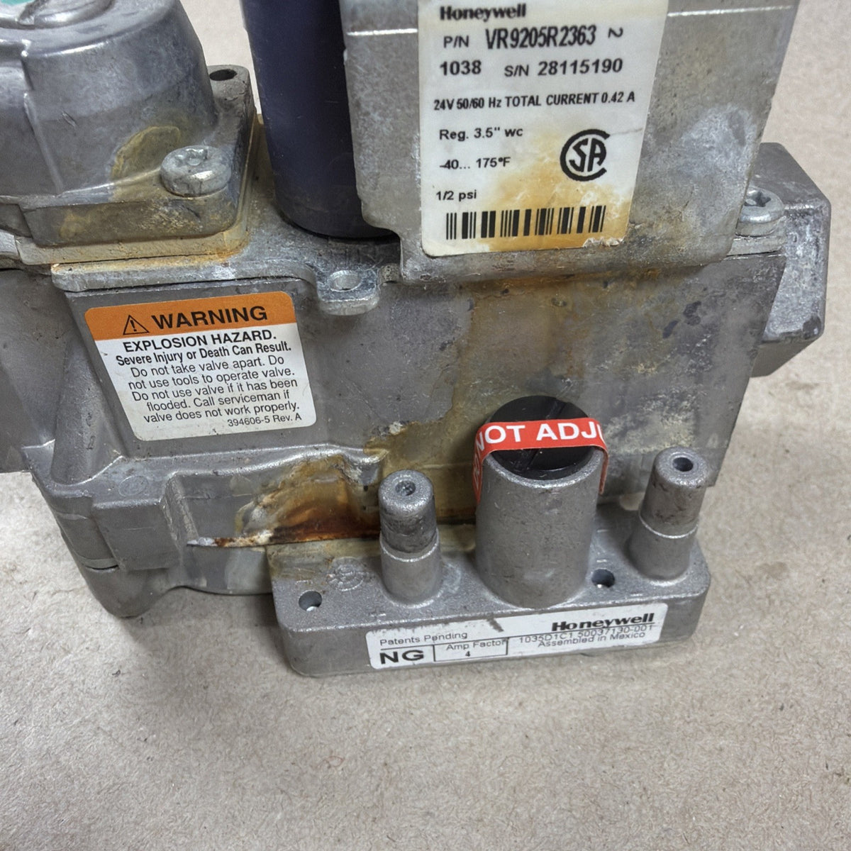 🔥🔥 HONEYWELL VR9205R2363 Modulating Gas Valve LENNOX 103016-01 🔥🔥