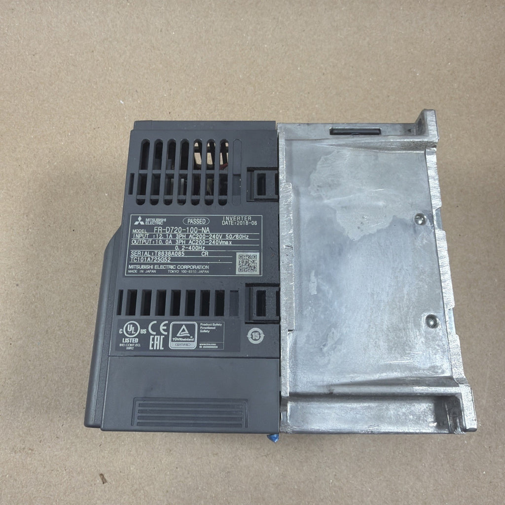 TESTED🔥 Mitsubishi FR-D720-100-NA Inverter VFD Drive 2.2kW 3HP 3-Phase