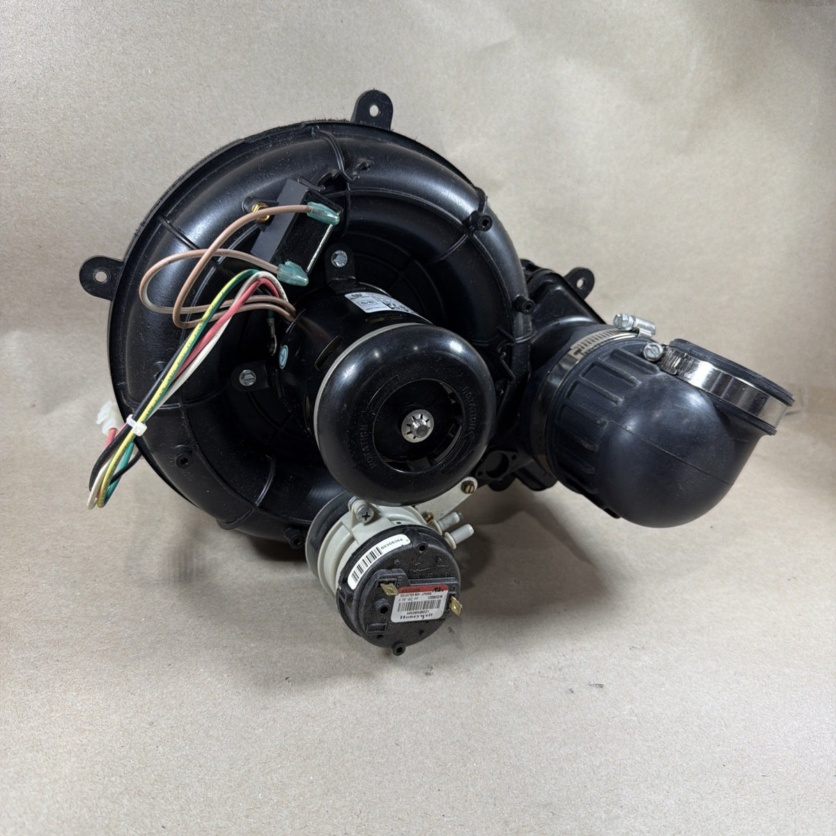 TESTED🔥🔥 Carrier HB27CQ103 Y4L241B005L   Inducer Motor