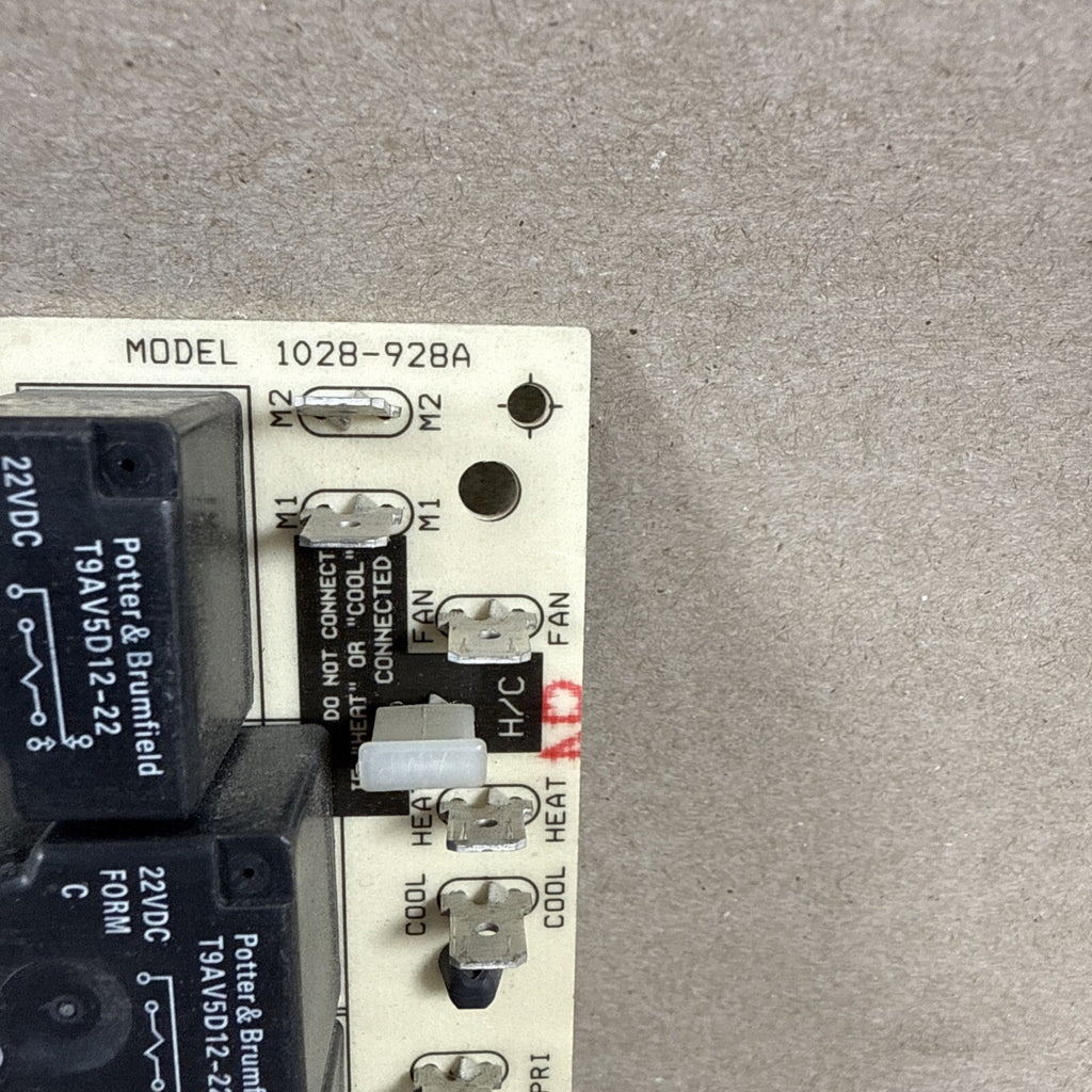 RHEEM RUDD 1028-83-9282B FURNACE CONTROL CIRCUIT BOARD 62-24140-04 1028-928 G207