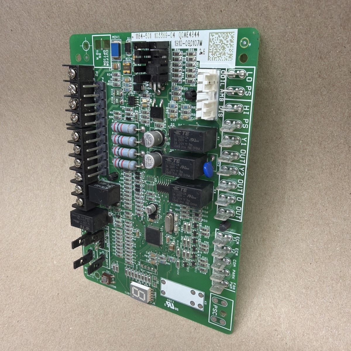 TESTED🔥 LENNOX 1184-83-501  1184-501   103369-04 Heat Pump Control Board 10T56